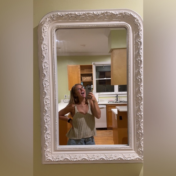 Meet your Posher, Sarah - Picture 1 of 8